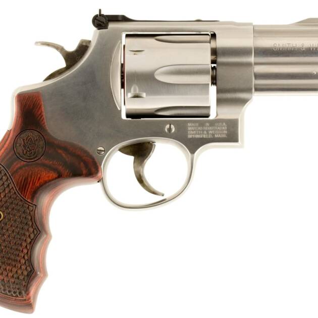 Smith & Wesson 150715 Model 629 Deluxe 3" 44 Mag 6rd Compact Revolver - Silver - 23982